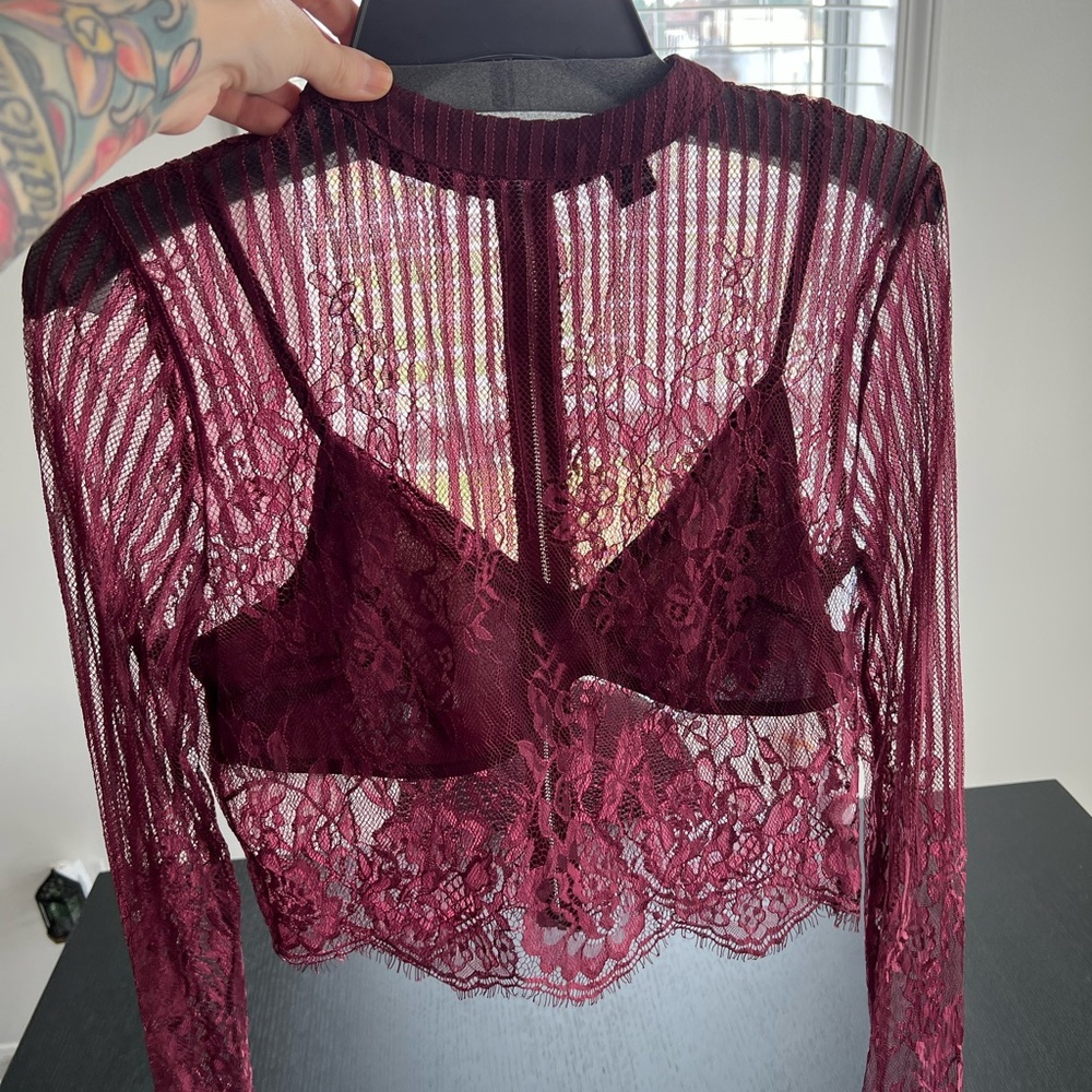 Forever 21 lace top